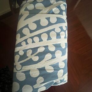 Blue and White Patterned 100% cotton F/Q size Duvet cover/ Firm Price